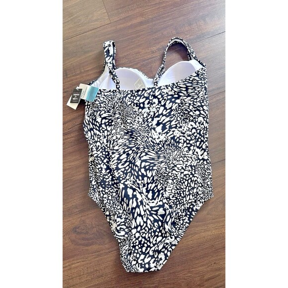 Swim Solutions Women's Printed Ruched-Front One Piece Swimsuit Black & White 18 - Picture 8 of 9